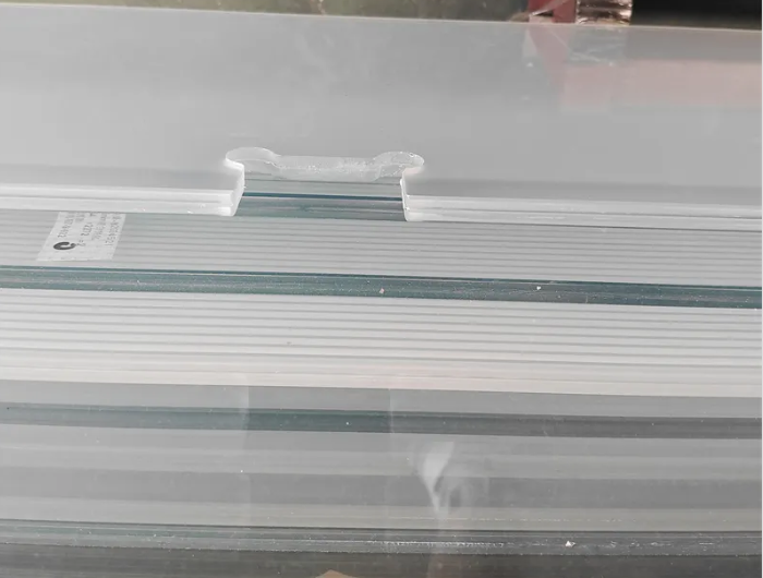 toughened-laminated-glass-strength-properties