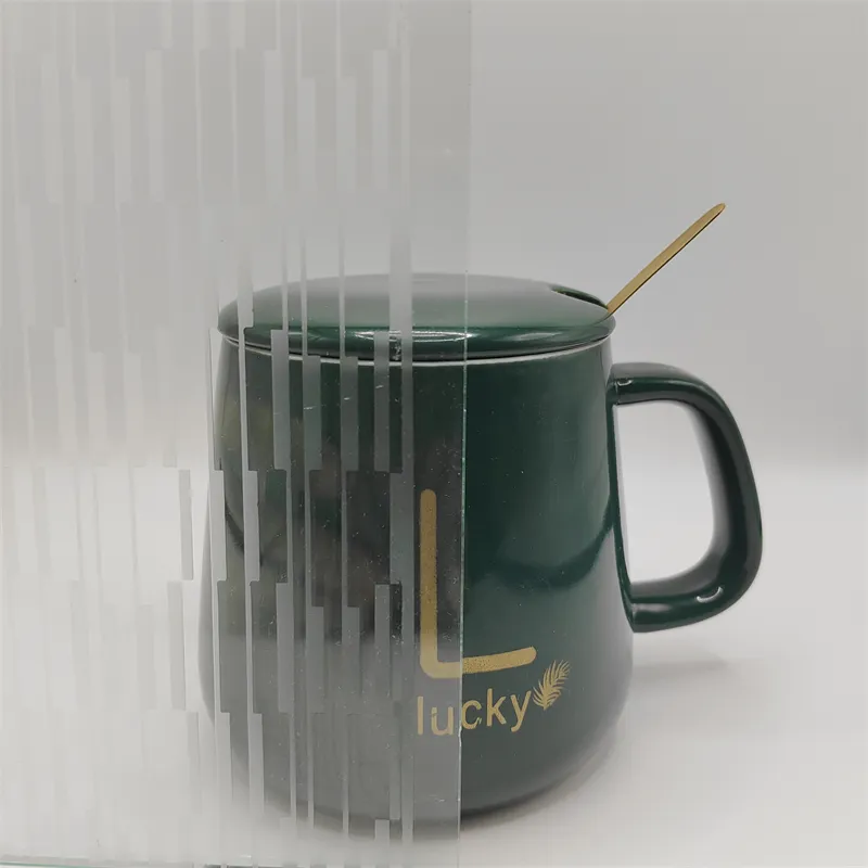 Incorporating Acid Etched Mirrors in Bathroom Decor