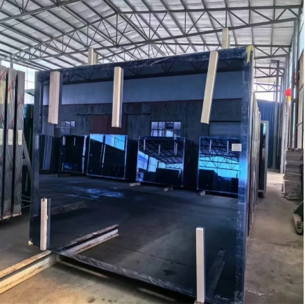 Reflective Glass Privacy Protection