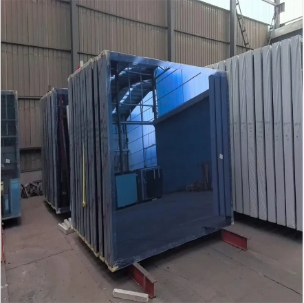 Reflective Glass Privacy Protection