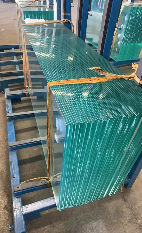 heat reflective glass windows