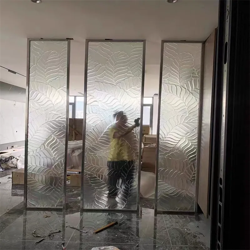 wire mesh glass panels