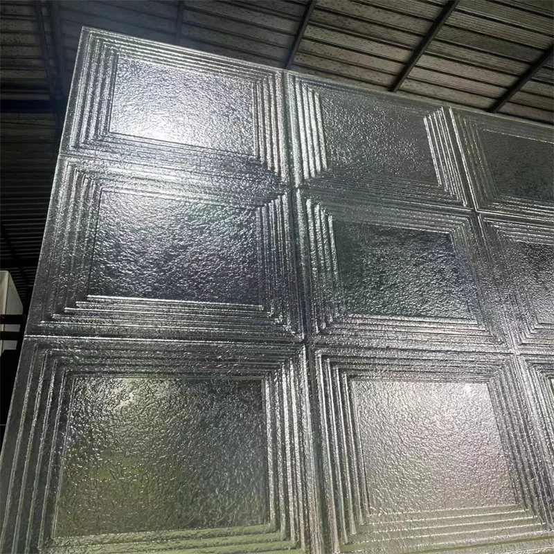 glass that switches from clear to frosted